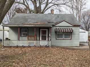 718 Sherwood Ter, Champaign, IL