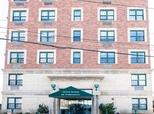 26 W Broadway APT 405, Long Beach, NY 11561