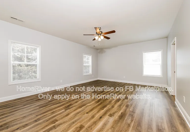 4416 Alderny Cir — Photo 11