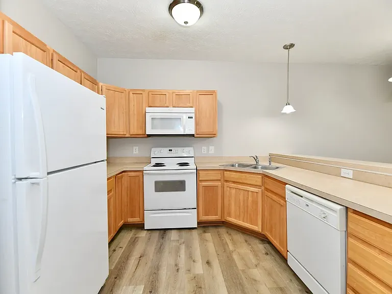 10454 Platinum Dr — Photo 12
