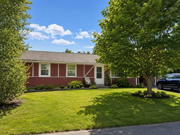 3 Pine Tree Dr, Middleboro, MA 02346