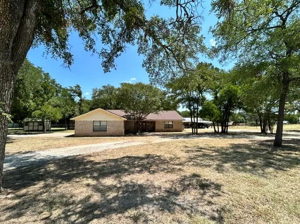 137 County Road 1759a, Clifton, TX 76634
