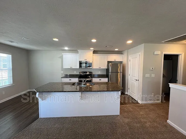 736 Tarvin Cir — Photo 6