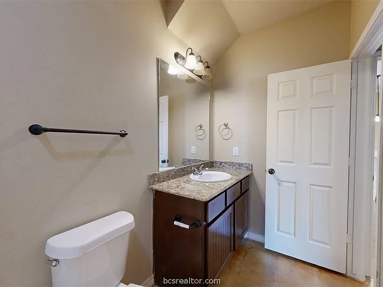 3406 Cullen Trl — Photo 17