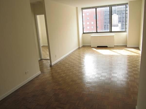 1st image of 210 E 44th St
