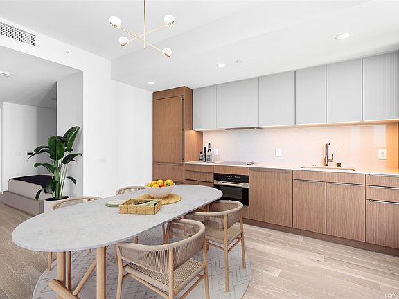 4th image of 333 Ward Ave #2508