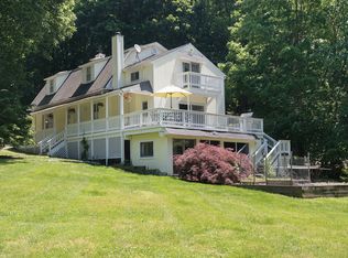 126 Brushy Ridge Rd, New Canaan, CT 06840