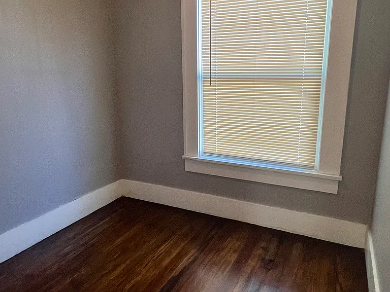 802 S Xanthus Ave — Photo 9
