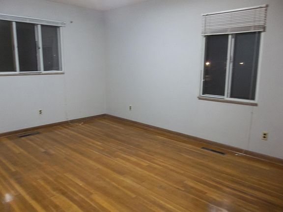 3rd image of 4894 Solar Dr #4894