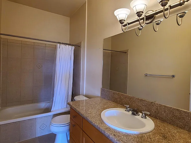 87 S Allen Ave #206 — Photo 13