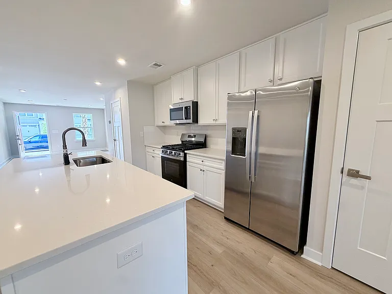 2316 Elowen Ln — Photo 7