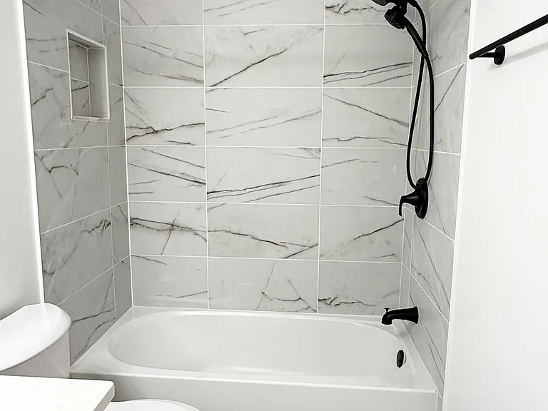 5509 Glencree Ct — Photo 32