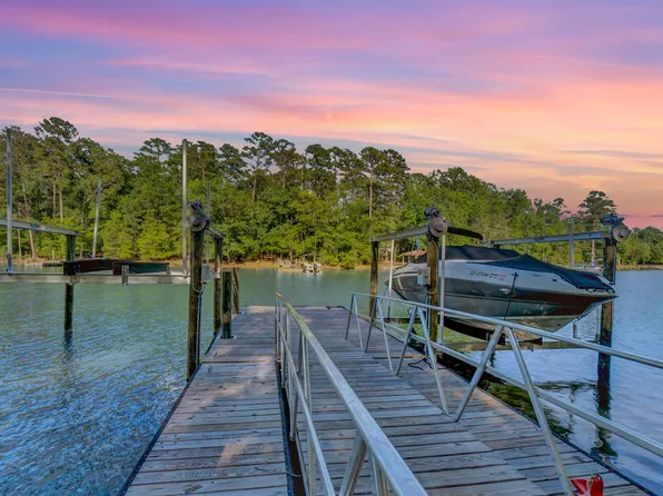 48 Shoreview Dr, Prosperity, SC 29127