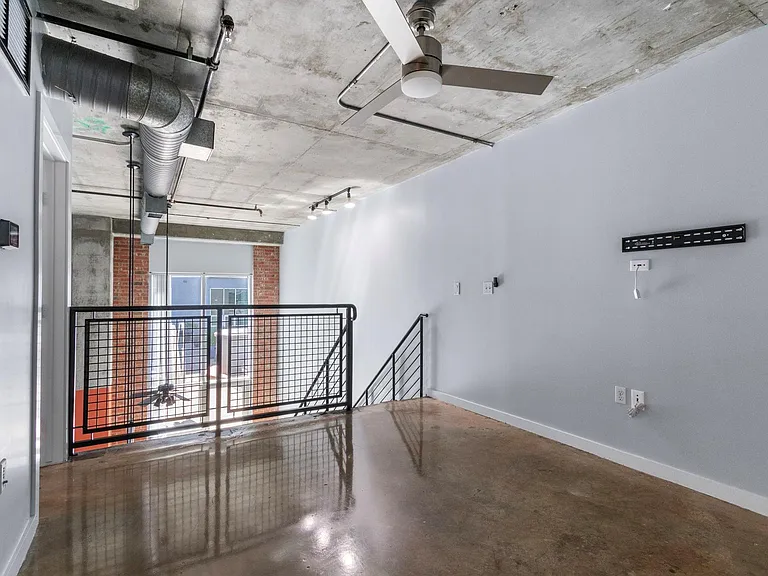2000 Bagby St #5403 — Photo 12