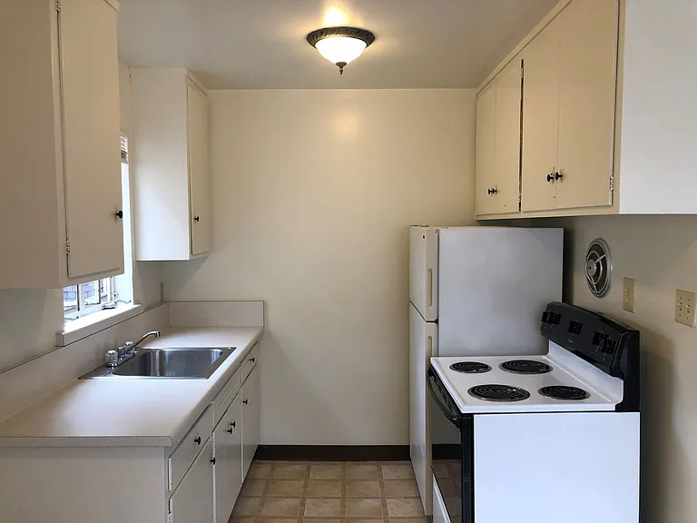 2428 Ellsworth St #103 — Photo 2