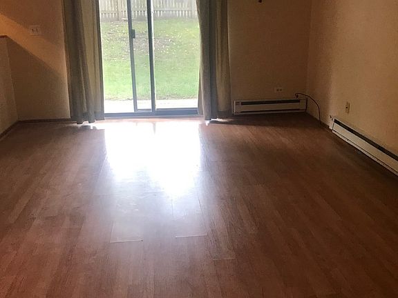 3rd image of 1319 N Winslowe Dr Unit 103