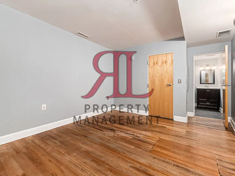 106 N High St #101 — Photo 5