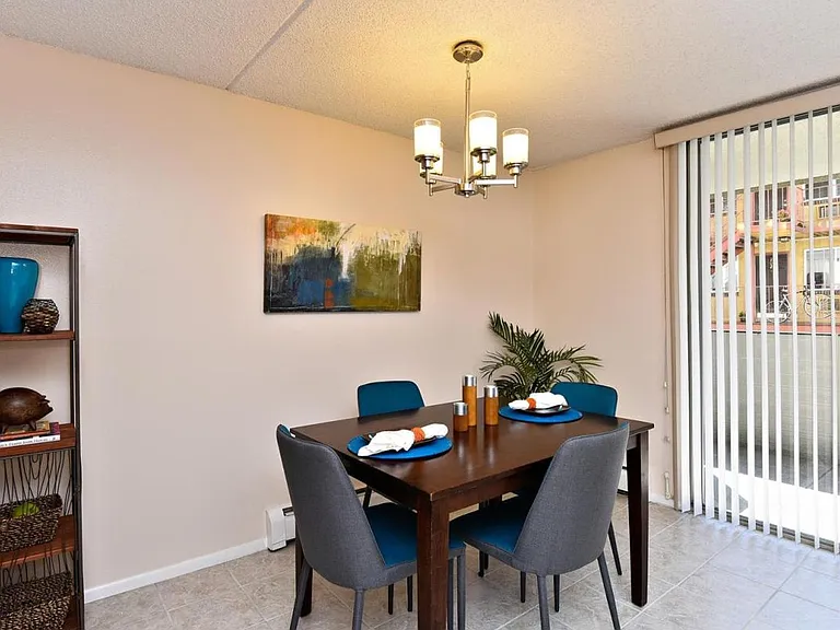 1267 N Lafayette St #204 — Photo 11