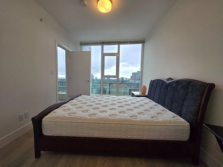 7358 Edmonds St #12XX — Photo 5