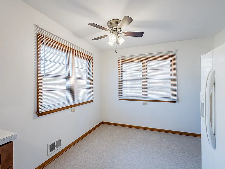 5700 Normal Blvd — Photo 21
