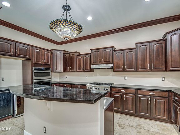 3rd image of 2086 E Crescent Pl