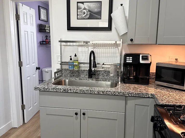 1559 W Shelley Ave #A — Photo 34