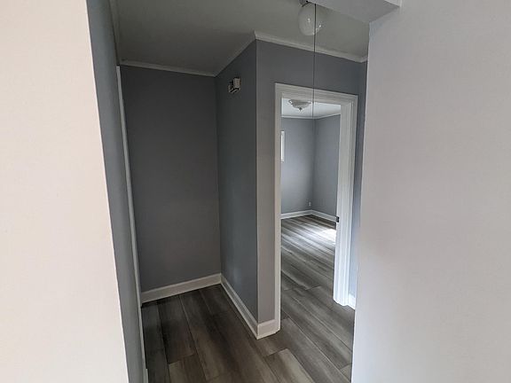 first floor alley to bedrooms