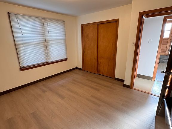 3rd image of 5504 N Marmora Ave #2
