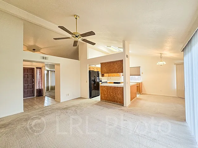 5322 W Sussex Way — Photo 2