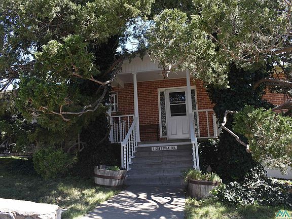 2nd image of 2 N Crestway Dr