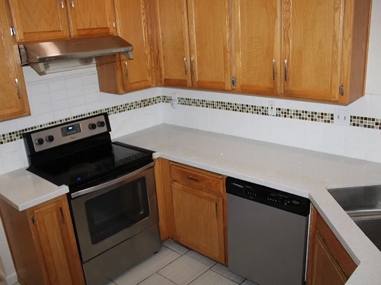 293 Scotts Valley — Photo 13