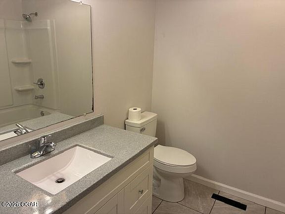 4th image of 3008 S Kansas Ave