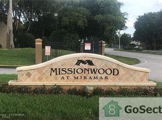2922 W Missionwood Ln, Miramar, FL 33025