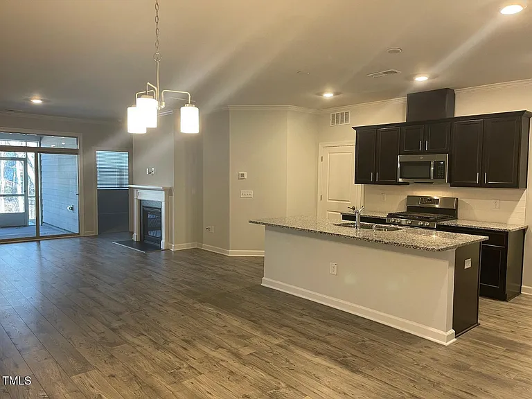 852 Money Island Pl — Photo 3