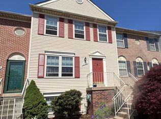 8658 Diane Ct, Manassas, VA 20110