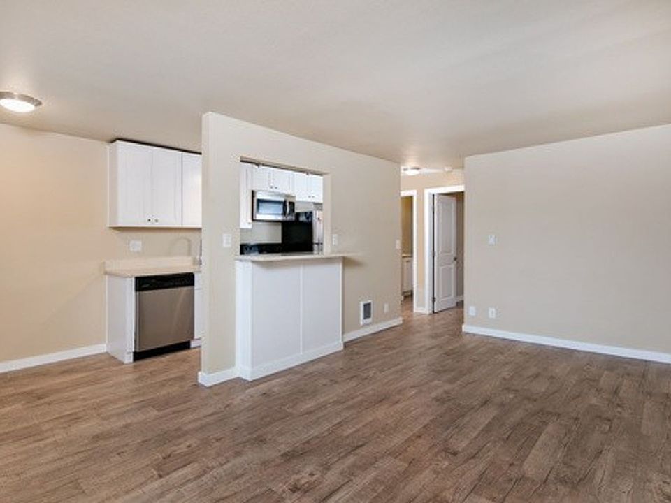 Fresco Apartments - 3939 15th Ave S Seattle WA | Zillow