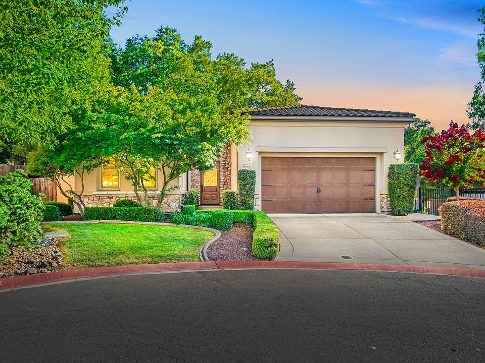 1st image of 8095 Village Estates Ln