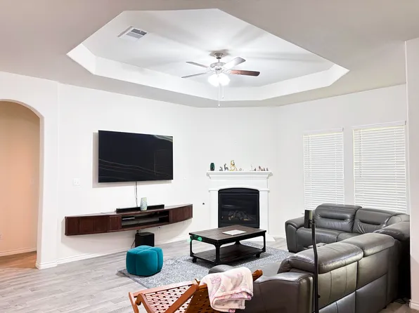 (undisclosed Address), Aubrey, TX 76227