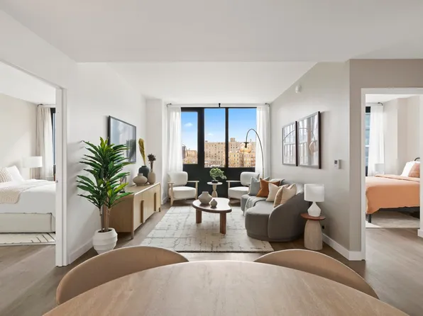 166-20 90th Avenue image 4 of 19