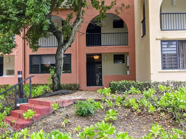 (undisclosed Address), Humacao, PR 00791