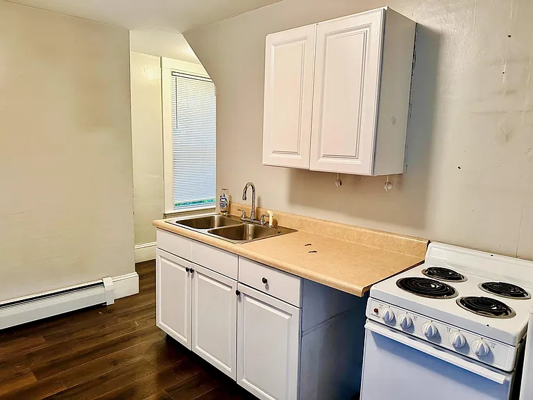 646 Main Rd N — Photo 7