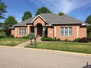 2 Henderson Cir, Williamstown, WV 26187