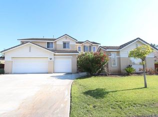 12561 Poinsetta Dr, Riverside, CA 92503