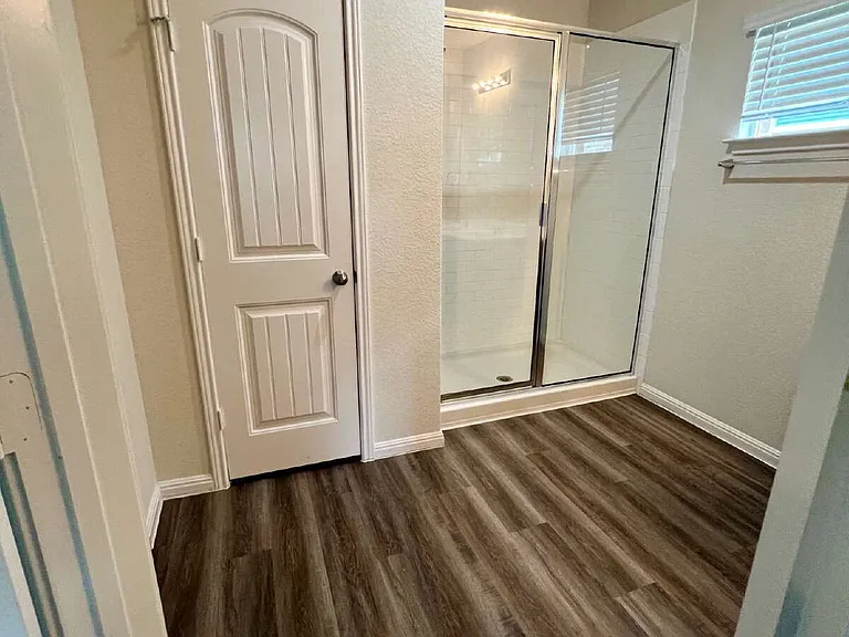 104 Moravia Rd — Photo 22