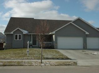 6145 Granite Dr NW, Rochester, MN 55901