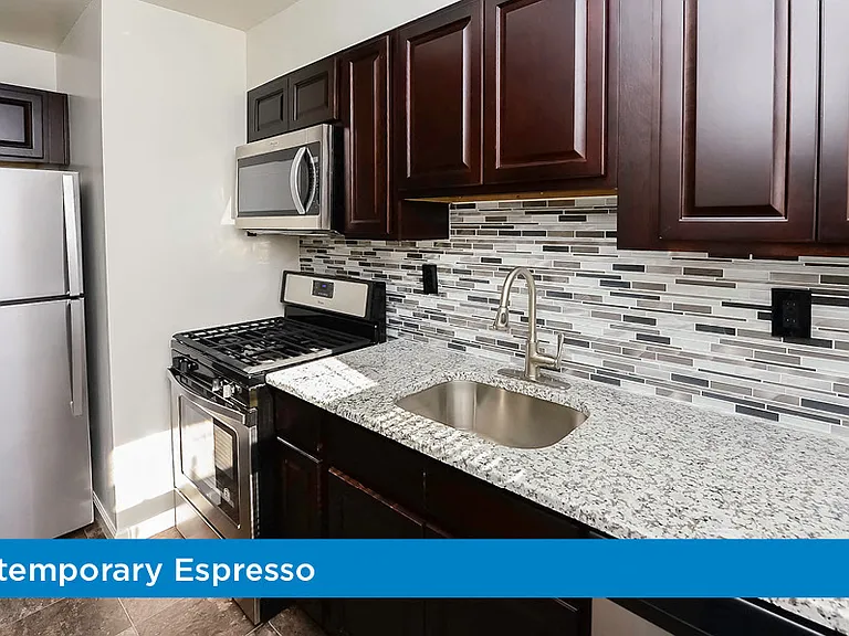 Elmwood Village Apartments and Townhomes — Photo 4