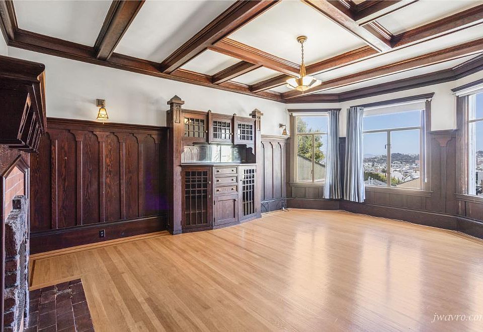 1st image of 1079 Dolores St