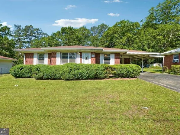 6733 Delta Dr, Riverdale, GA 30274