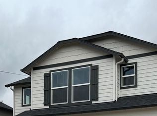 1029 Sommerville Loop, Harrisburg, OR 97446