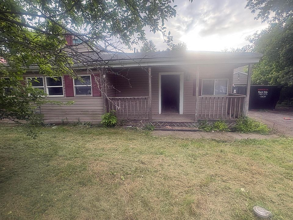 1st image of 13775 Queen Rd NE